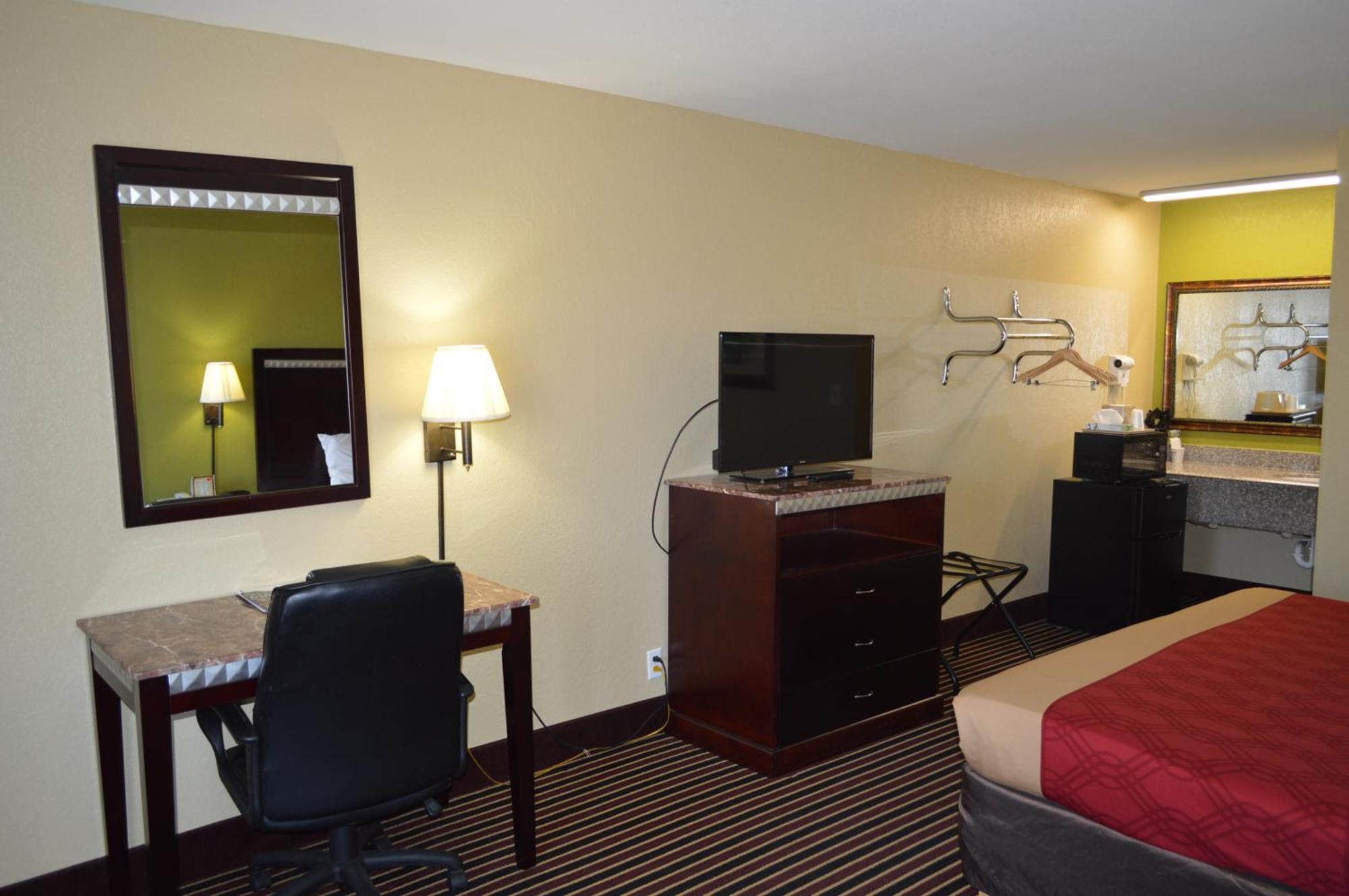 Econo Lodge Lake Charles University Area Szoba fotó